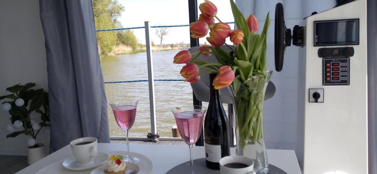 Houseboat Arka 1 - Domki Na Wodzie, Rower Wodny, Wifi, Parking Mielno (Koszalin) Exterior foto